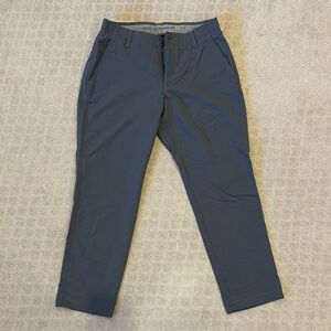 Under Armour Men's Dark Gray Chinos 32x27 Golf